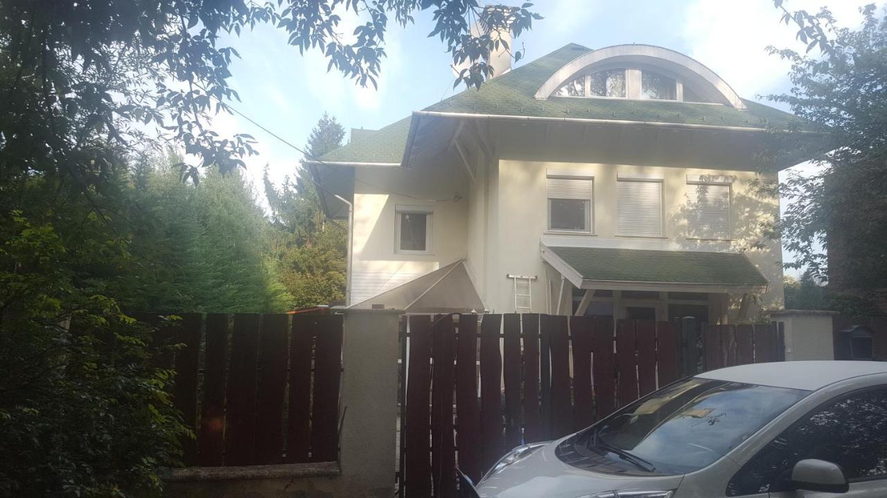 Bliss Apartment Tata Exterior photo